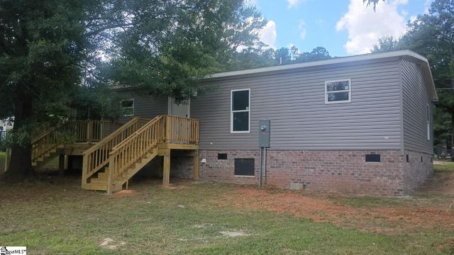 211 Woodland Circle, Pacolet, SC 29372