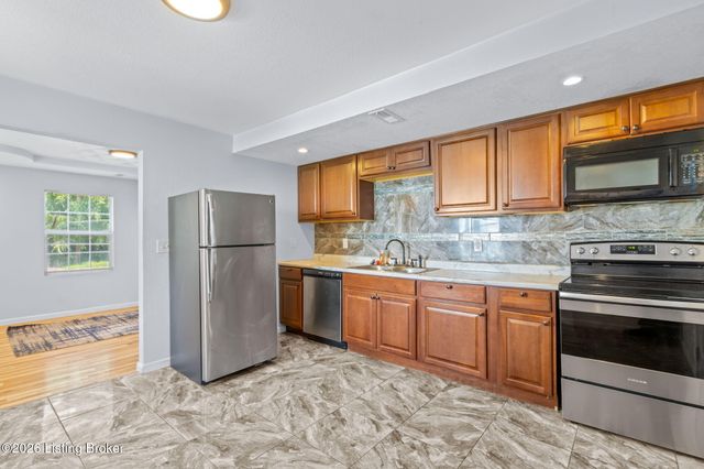 3430 Glendale Ave, Louisville, KY 40215