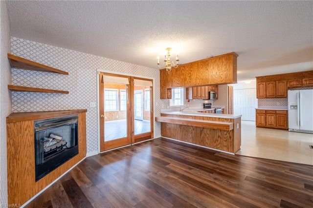 1070 Dun Avenue, Walnut Cove, NC 27052