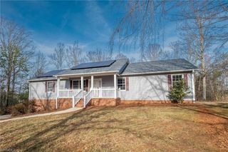 1070 Dun Avenue, Walnut Cove, NC 27052