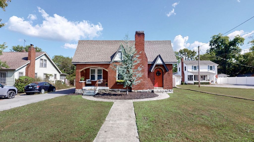 123 N Hatton Ave, Lebanon, TN 37087