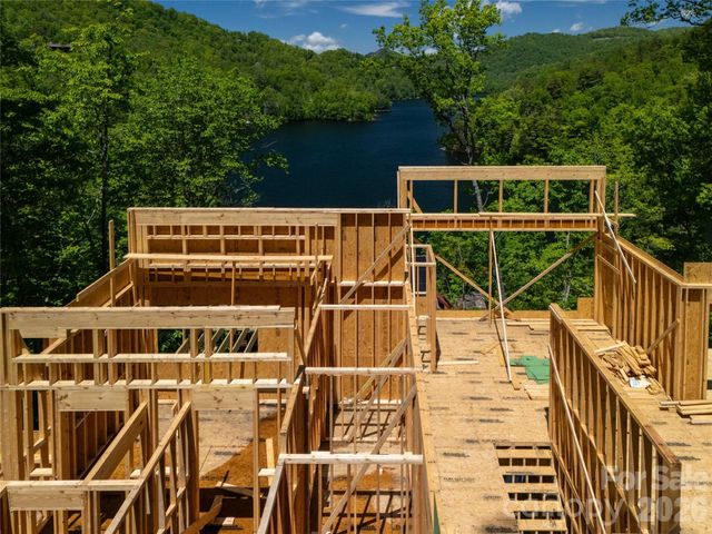 670 Southshore Drive, Tuckasegee, NC 28783
