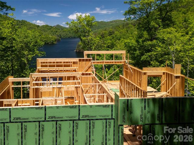 670 Southshore Drive, Tuckasegee, NC 28783