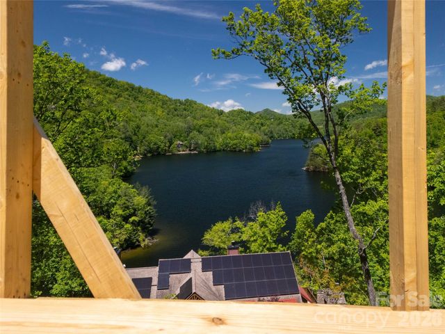 670 Southshore Drive, Tuckasegee, NC 28783
