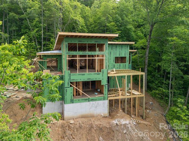 670 Southshore Drive, Tuckasegee, NC 28783