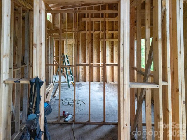 670 Southshore Drive, Tuckasegee, NC 28783