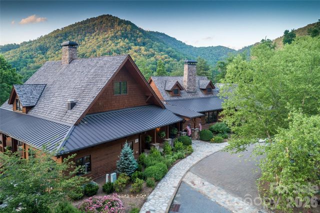 670 Southshore Drive, Tuckasegee, NC 28783