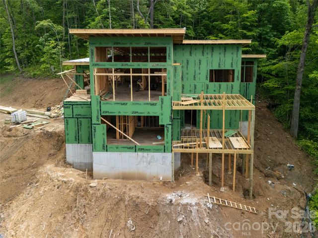 670 Southshore Drive, Tuckasegee, NC 28783