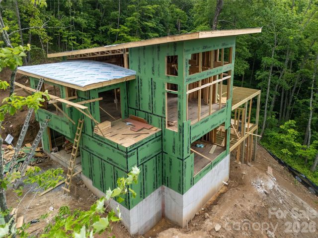 670 Southshore Drive, Tuckasegee, NC 28783
