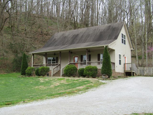 2021 Lynnville Hwy, Cornersville, TN 37047
