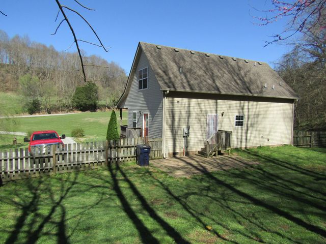 2021 Lynnville Hwy, Cornersville, TN 37047