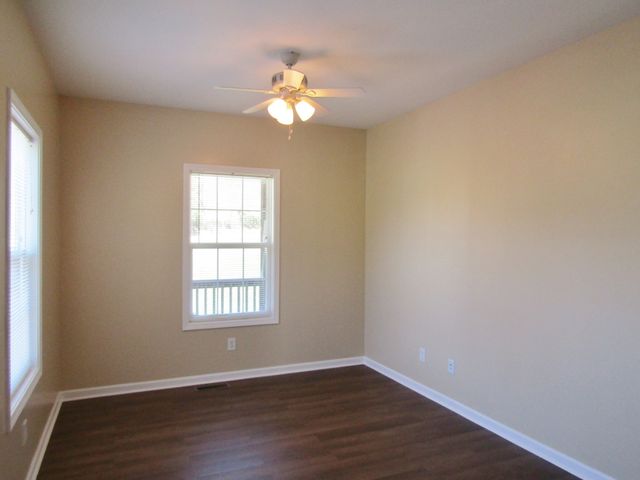 2021 Lynnville Hwy, Cornersville, TN 37047