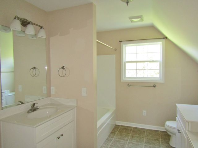 2021 Lynnville Hwy, Cornersville, TN 37047