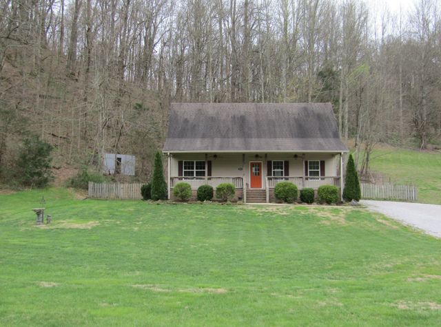 2021 Lynnville Hwy, Cornersville, TN 37047