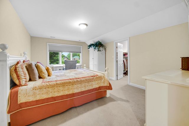 1129 Wellington Terrace, Schererville, IN 46375