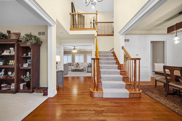 1129 Wellington Terrace, Schererville, IN 46375