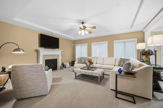 1129 Wellington Terrace, Schererville, IN 46375