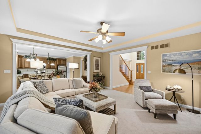 1129 Wellington Terrace, Schererville, IN 46375
