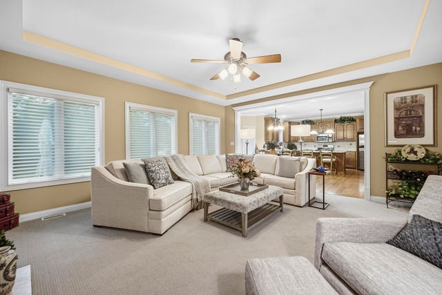 1129 Wellington Terrace, Schererville, IN 46375