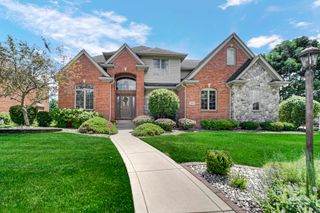 1129 Wellington Terrace, Schererville, IN 46375