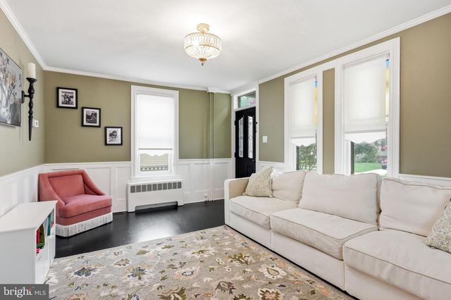 108 W CENTRAL AVE, Moorestown, NJ 08057
