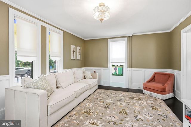 108 W CENTRAL AVE, Moorestown, NJ 08057