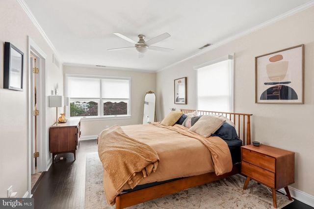 108 W CENTRAL AVE, Moorestown, NJ 08057