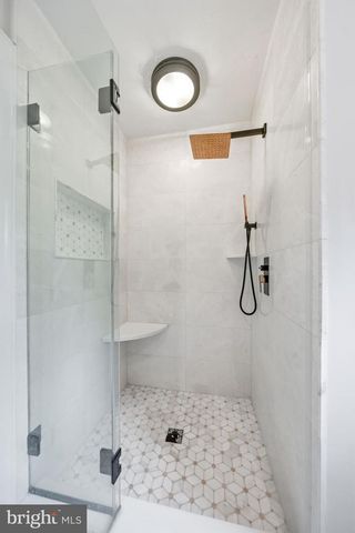 108 W CENTRAL AVE, Moorestown, NJ 08057