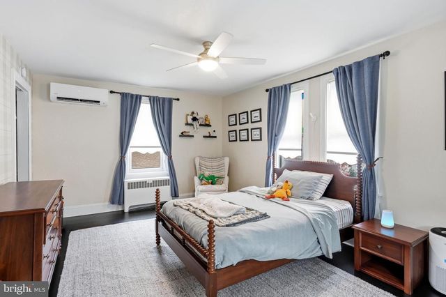 108 W CENTRAL AVE, Moorestown, NJ 08057