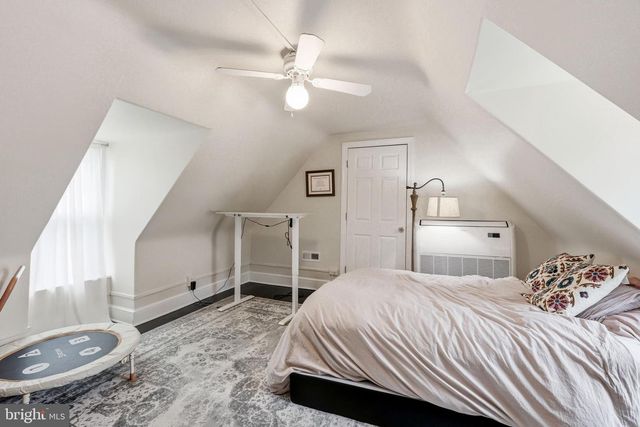 108 W CENTRAL AVE, Moorestown, NJ 08057