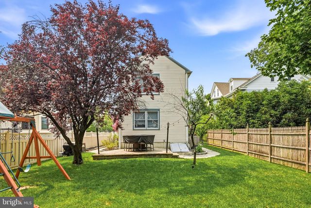 108 W CENTRAL AVE, Moorestown, NJ 08057