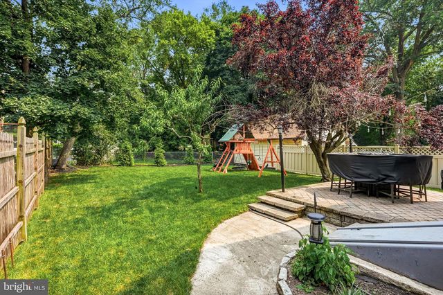 108 W CENTRAL AVE, Moorestown, NJ 08057