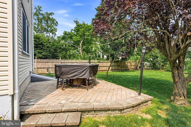 108 W CENTRAL AVE, Moorestown, NJ 08057