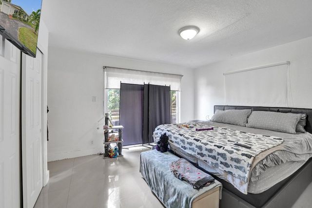 3322 Mckinley Street, Hollywood, FL 33021