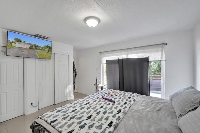 3322 Mckinley Street, Hollywood, FL 33021