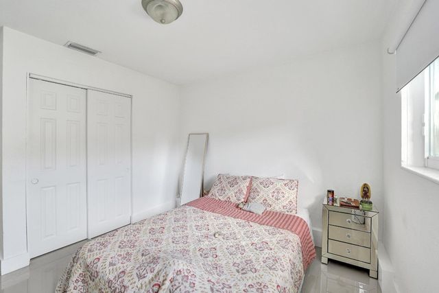 3322 Mckinley Street, Hollywood, FL 33021