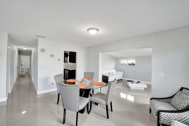 3322 Mckinley Street, Hollywood, FL 33021