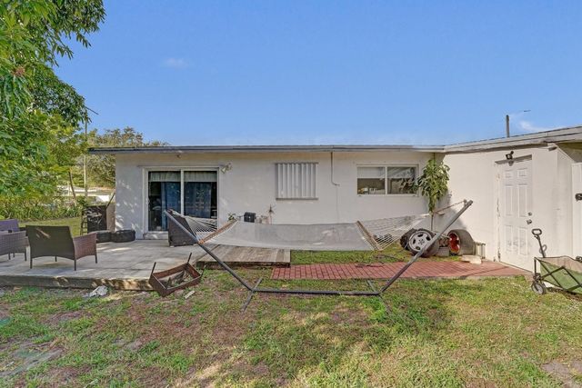 3322 Mckinley Street, Hollywood, FL 33021