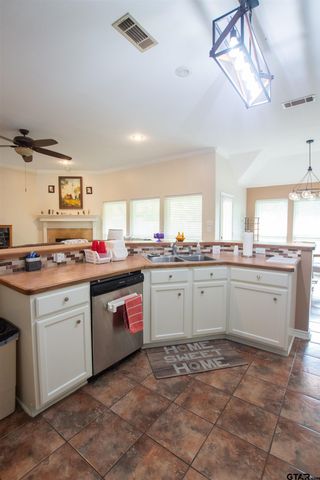 804 Keble Ln, Whitehouse, TX 75791