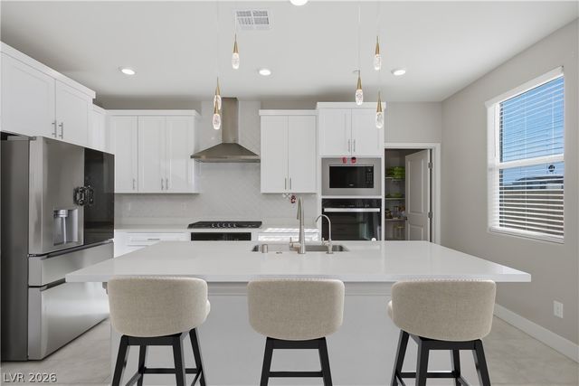 1144 Green Lovebird Street, Henderson, NV 89011