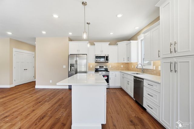 4118 Casey Drive, Lambertville, MI 48144