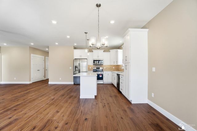 4118 Casey Drive, Lambertville, MI 48144