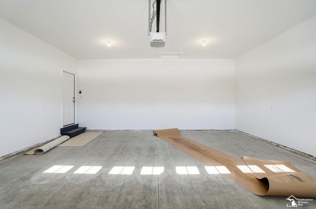 4118 Casey Drive, Lambertville, MI 48144