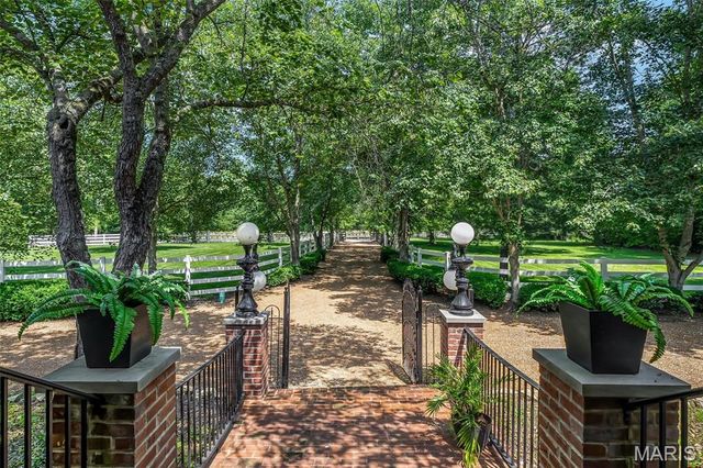 2466 State Road FF, Eureka, MO 63025