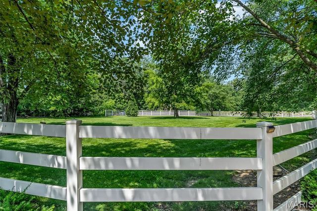 2466 State Road FF, Eureka, MO 63025