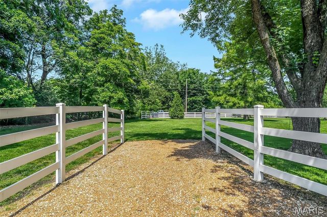 2466 State Road FF, Eureka, MO 63025