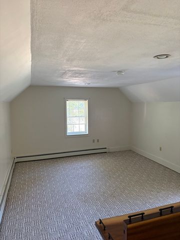 16 Highland St upper, Townsend, MA 01469