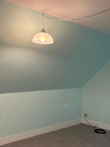 16 Highland St upper, Townsend, MA 01469