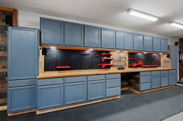 19702 Country Lake Drive, Magnolia, TX 77355