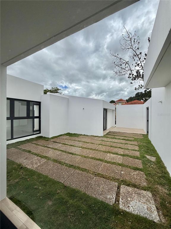 Image 11 of property listing at #8 CALLE INDUSTRIAL, Caguas, PR 00725